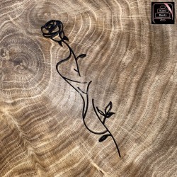 Dekor na bok - kobieta, róża